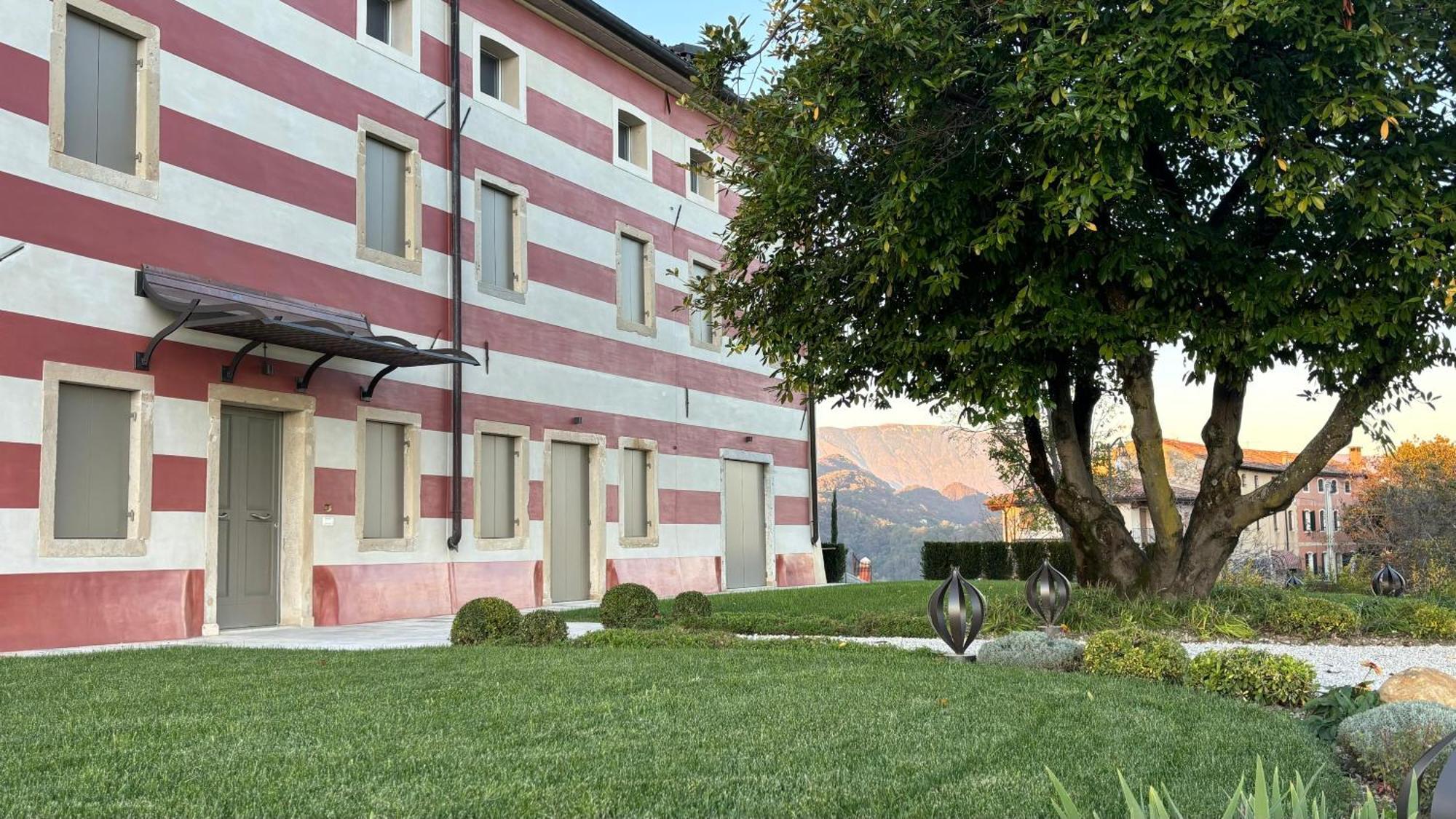 Tenuta Duchi Corbanus Corbanese ภายนอก รูปภาพ